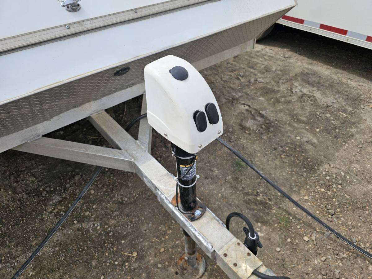 2009 Nash Car Sno-Bounder 8' x 12' 2 Sled Enclosed