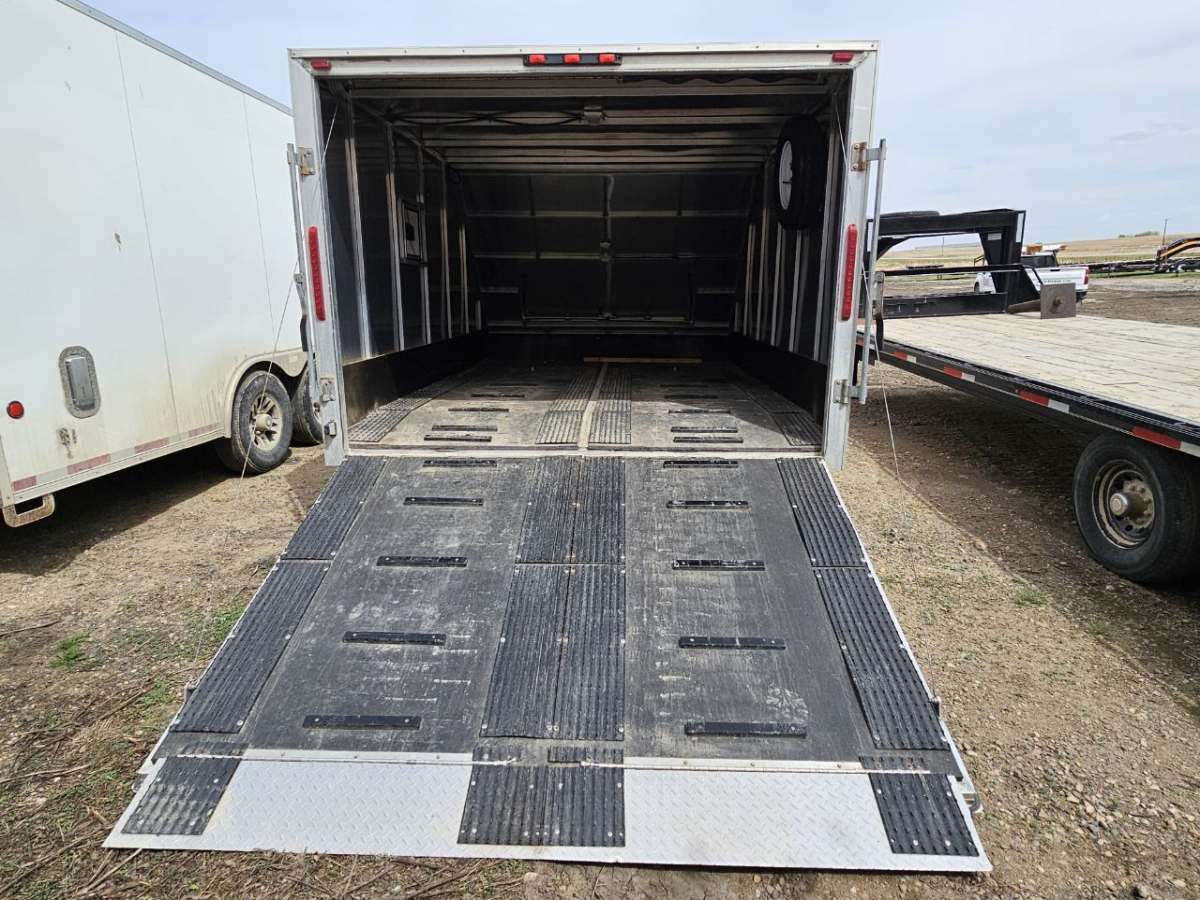 2009 Nash Car Sno-Bounder 8' x 12' 2 Sled Enclosed