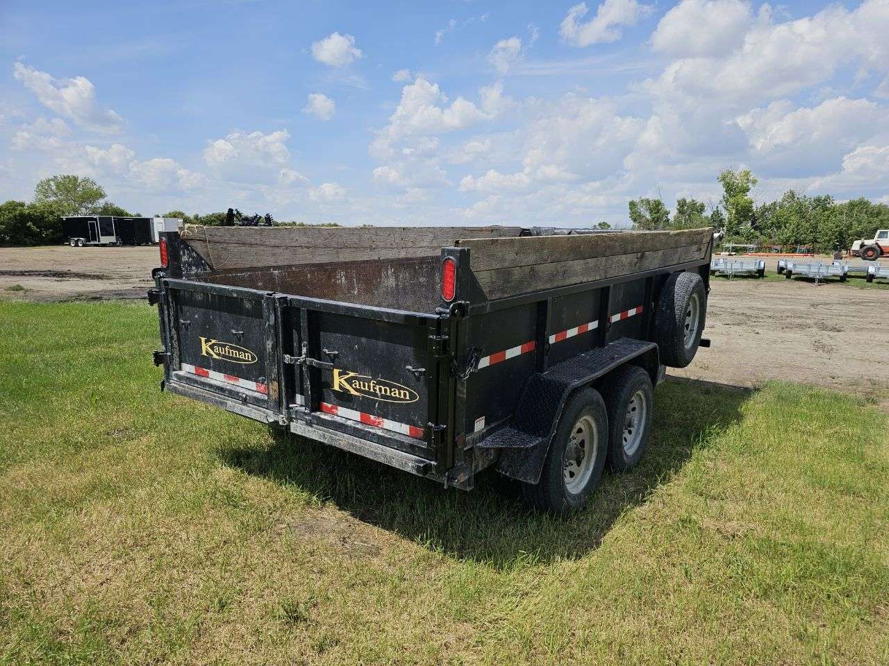 2020 Kaufman 14K 7' x 14' Dump