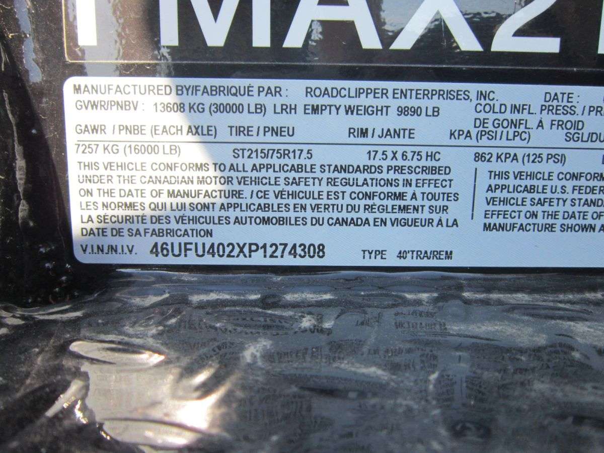 2023 Diamond C FMAX 8'6" x 40' GN Beavertail Flat Deck