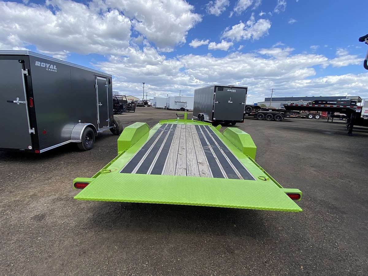 2023 Diamond C HDT207- 18' Tilt Deck Trailer