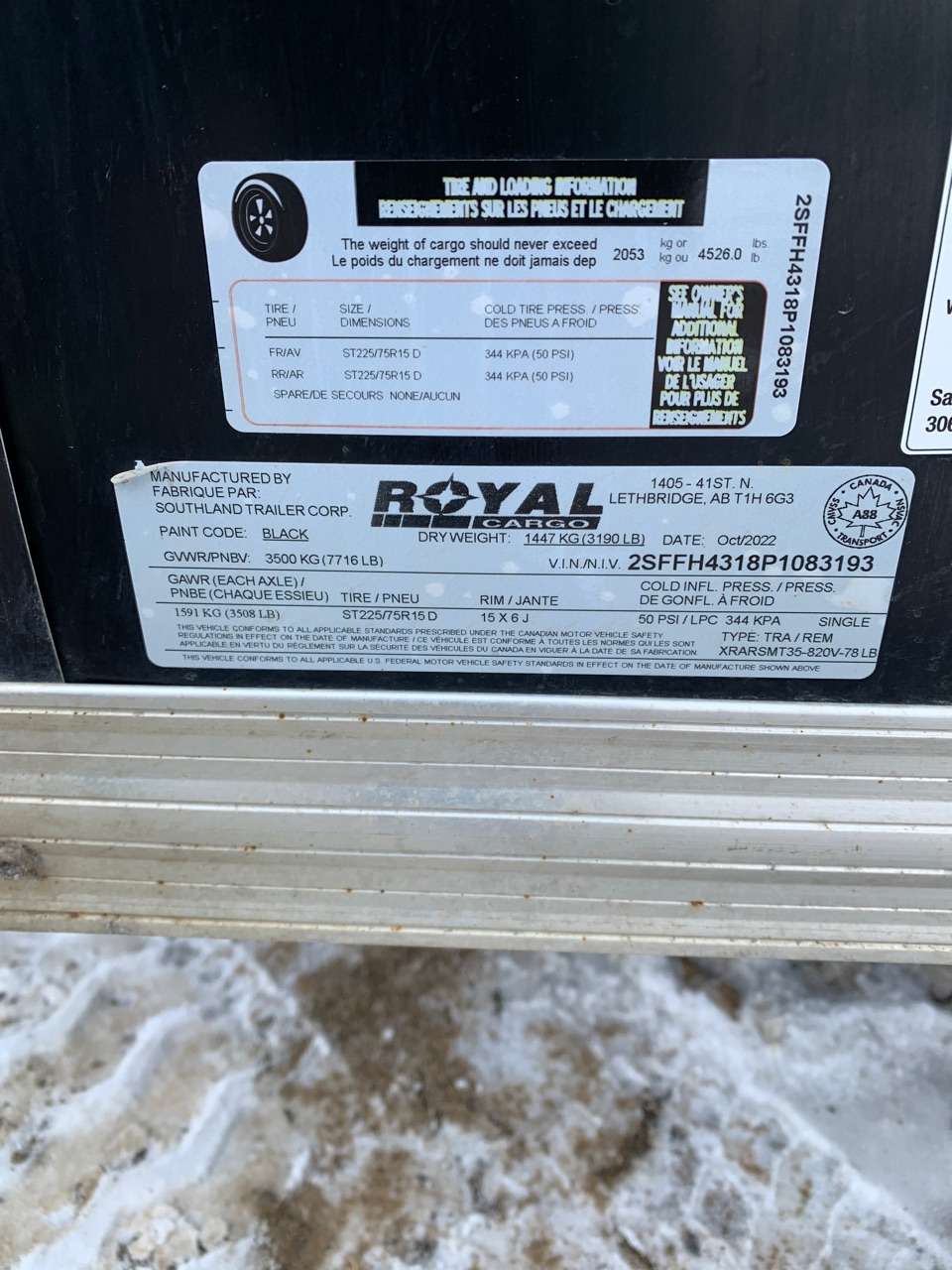 2023 Royal XR 8'6" x 22' + 4' V-Nose Toy Hauler