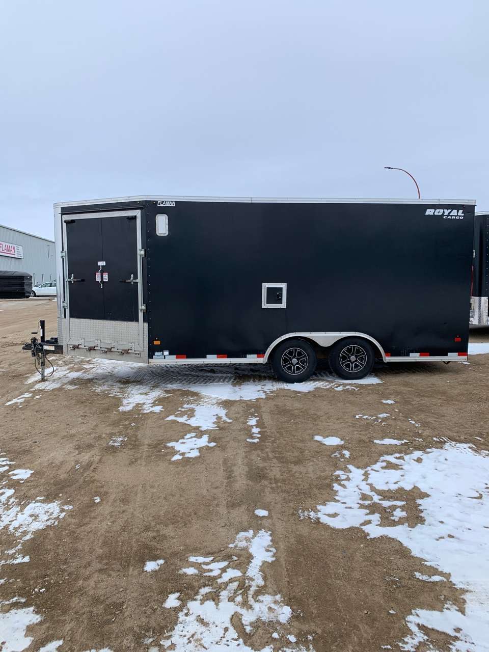 2023 Royal XR 8'6" x 22' + 4' V-Nose Toy Hauler