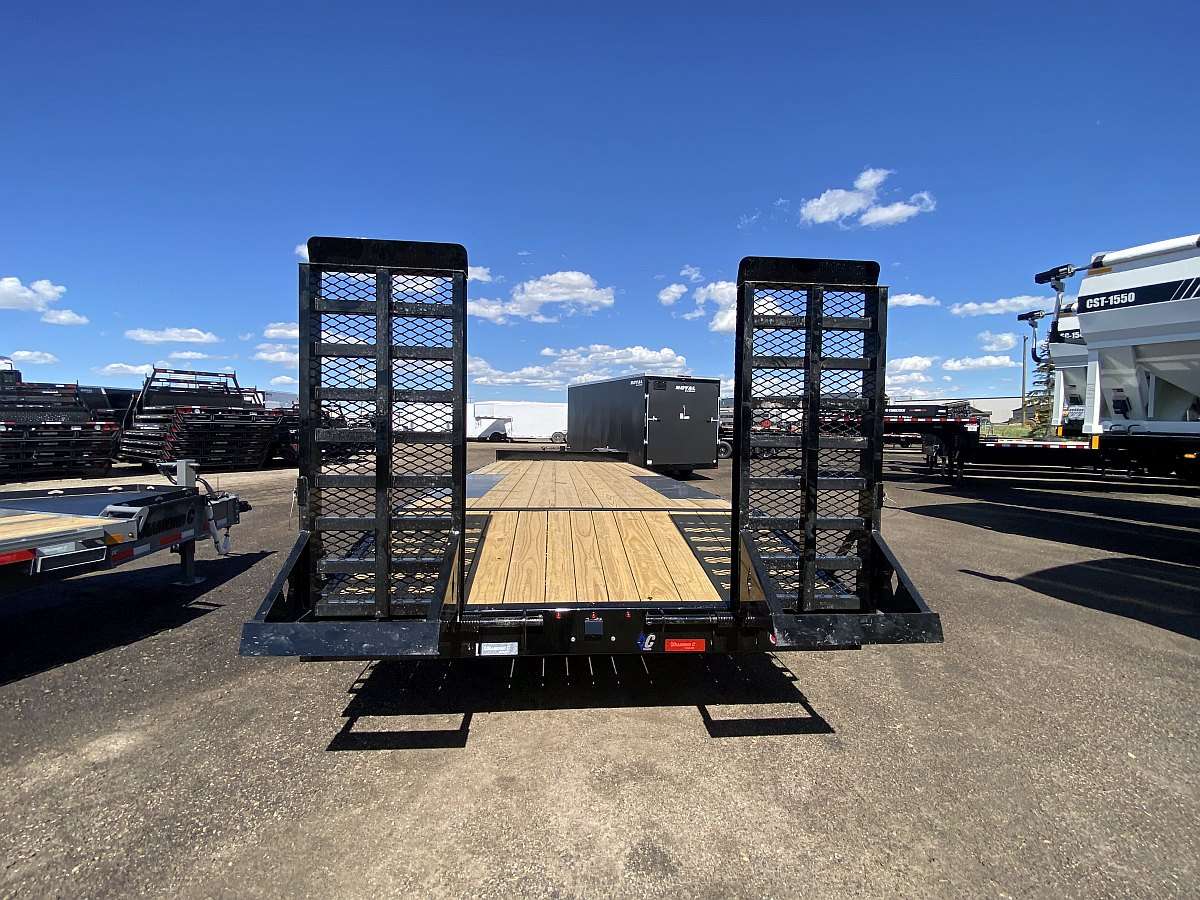2024 Diamond C 24' Deck-over Trailer