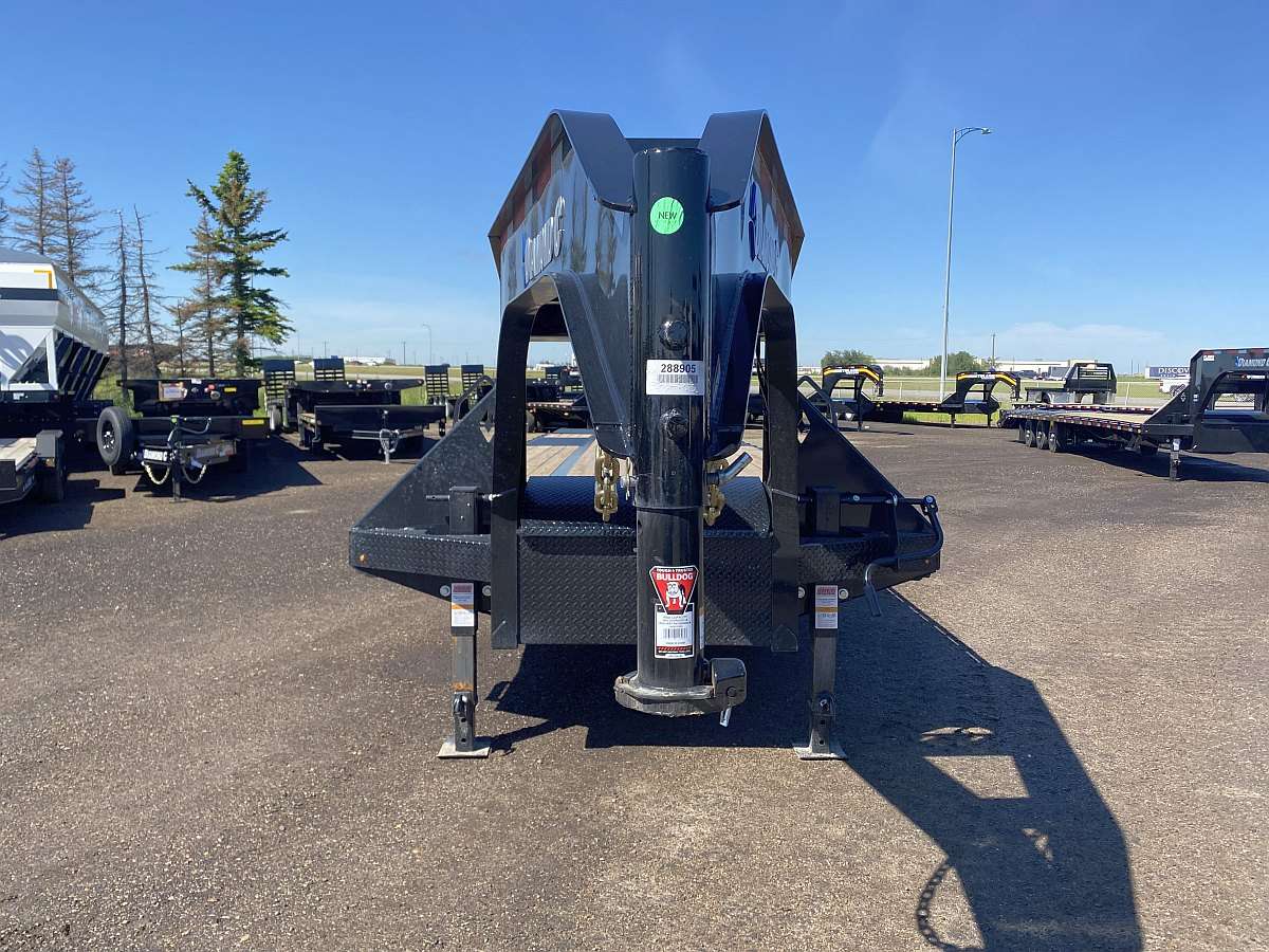 2024 Diamond C FMAX216- 38' Gooseneck Trailer