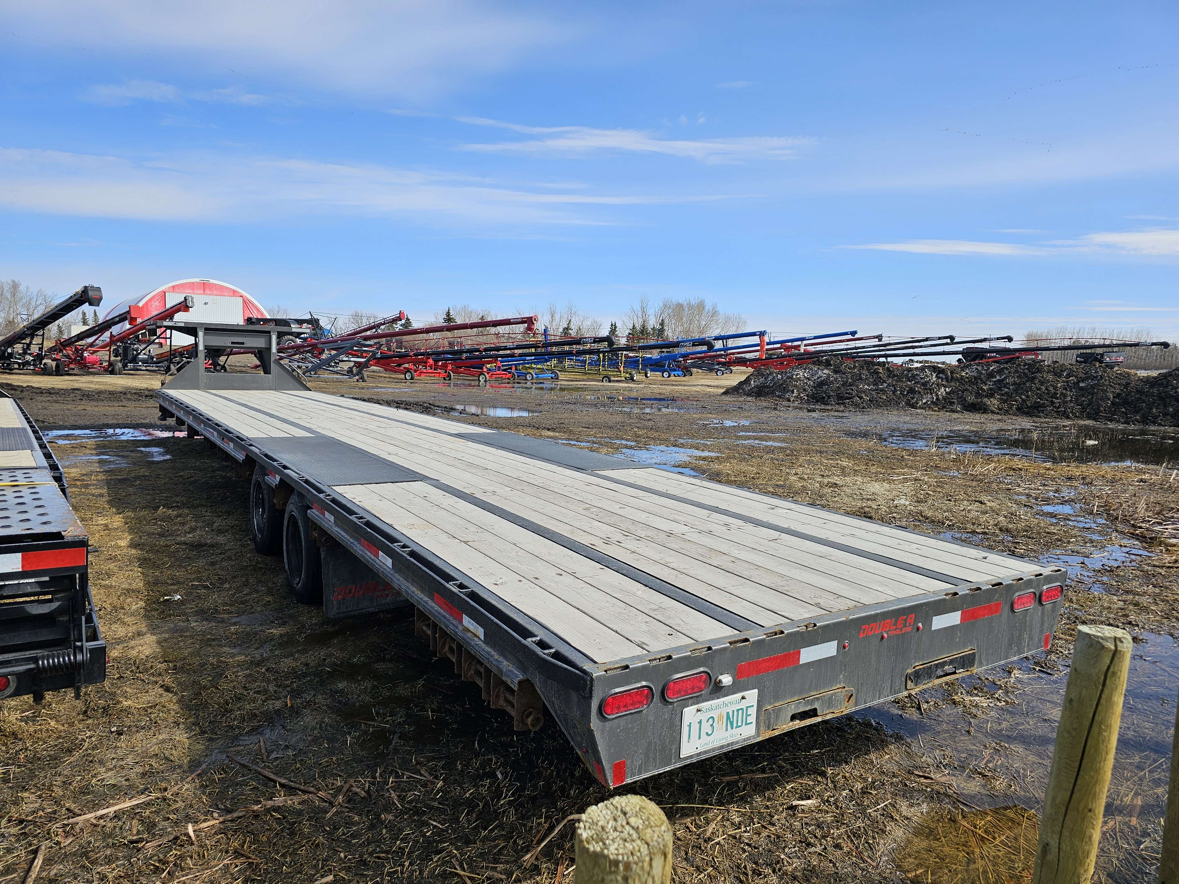2024 Double A 8'6" x 44' Gooseneck Flat Deck
