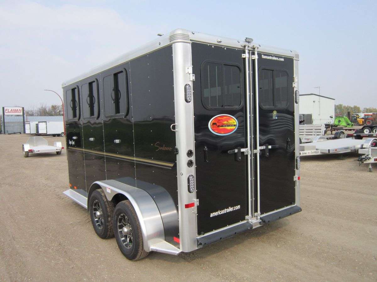 2024 Sundowner Super Sport 6'9" x 13'3" 3-Horse Bumper Pull
