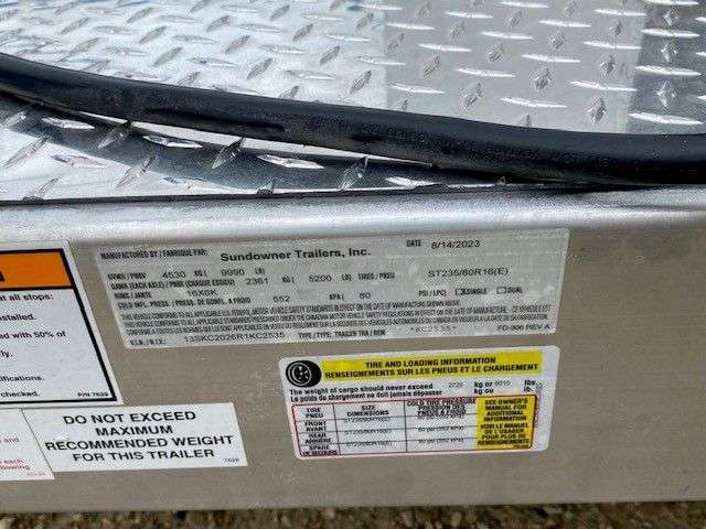 2024 Sundowner Super Sport 6'9" x 16'6" 4-Horse Bumper Pull