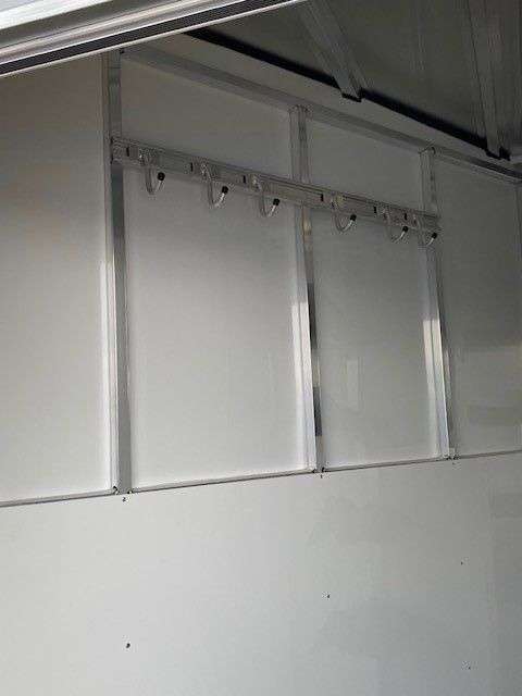 2024 Sundowner Super Sport 6'9" x 16'6" 4-Horse Bumper Pull