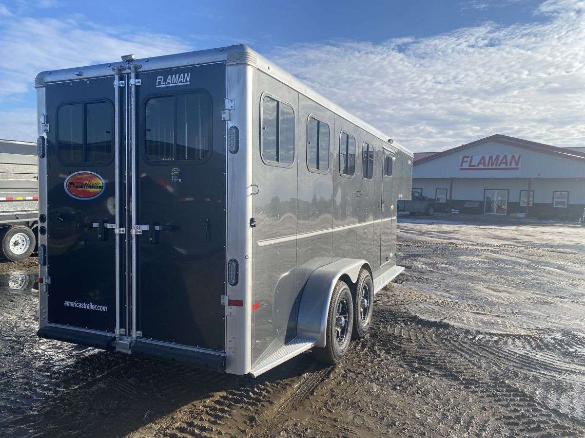 2024 Sundowner Super Sport 6'9" x 18'6" 4-Horse Gooseneck