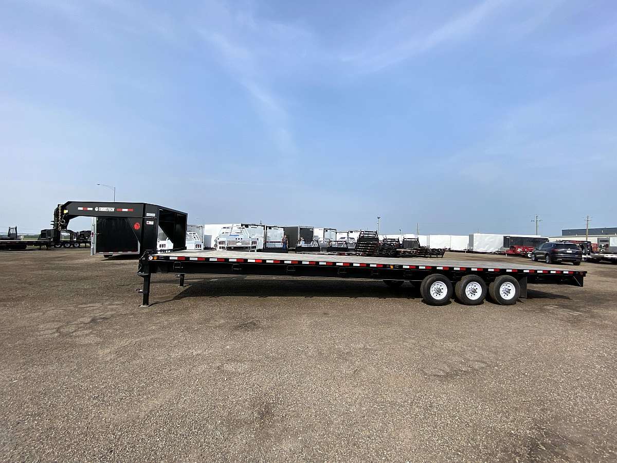 2024 Trailtech H370- 36' Gooseneck Trailer