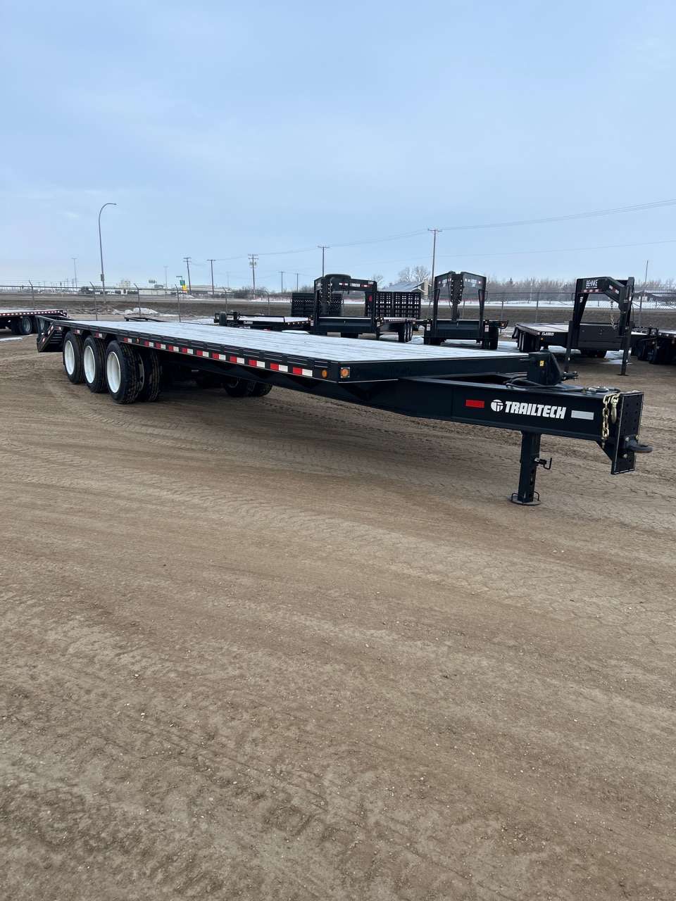 2024 Trailtech TD320 8'6" x 35' BT Pintle Flat Deck