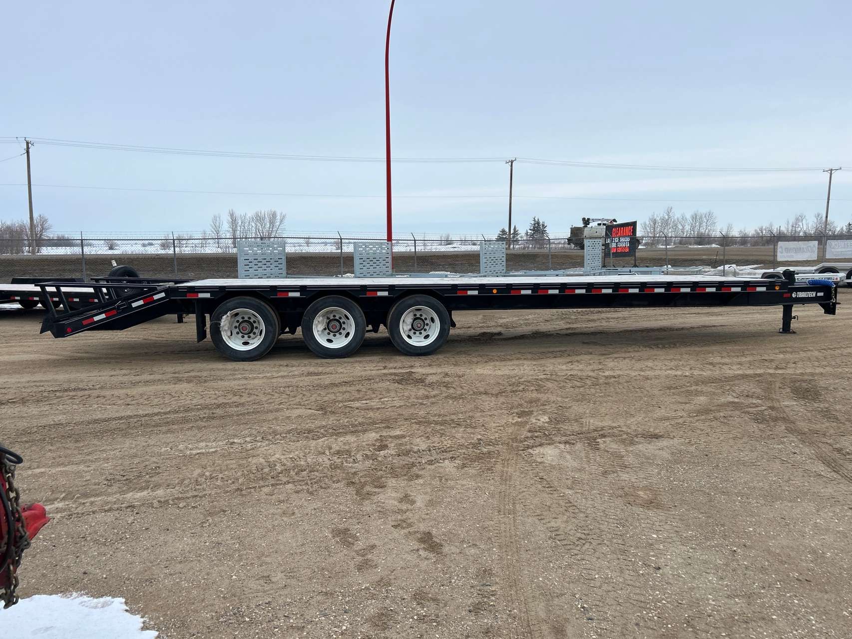 2024 Trailtech TD320 8'6" x 35' BT Pintle Flat Deck