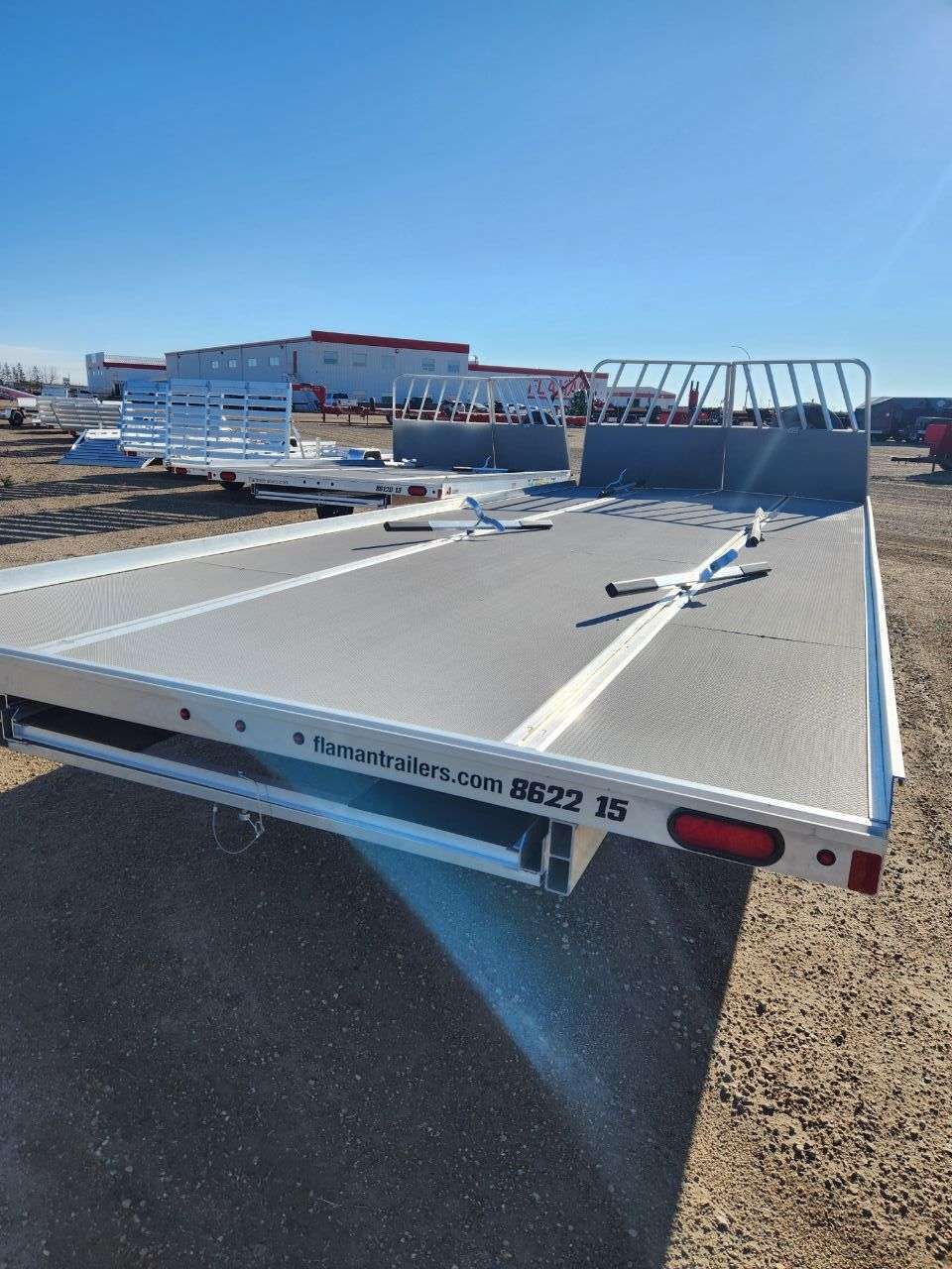 2025 Aluma 8622D 101.25" x 22' Toy Hauler