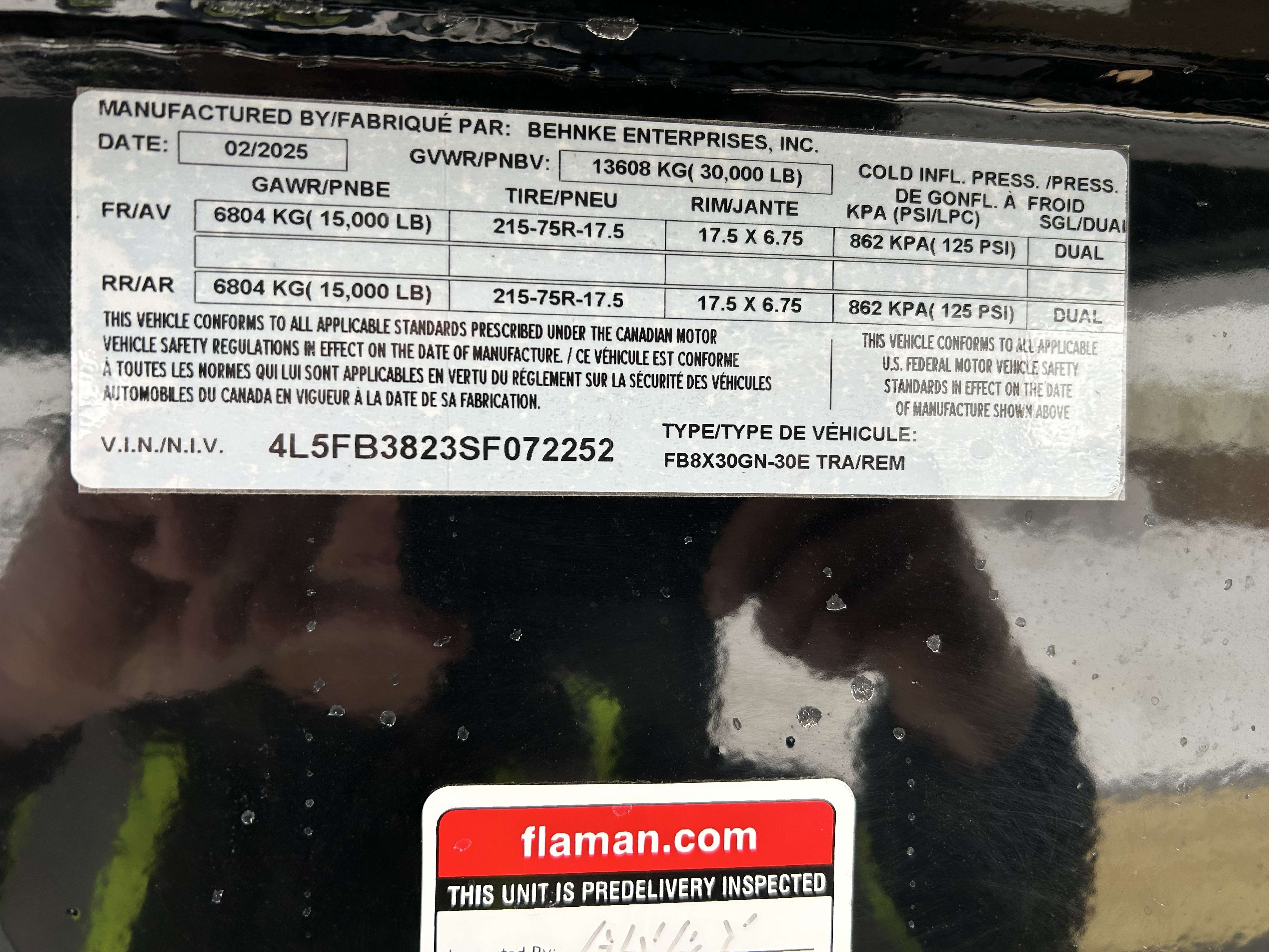 2025 Behnke FB 8'6" x 30' Gooseneck Beavertail Flat Deck