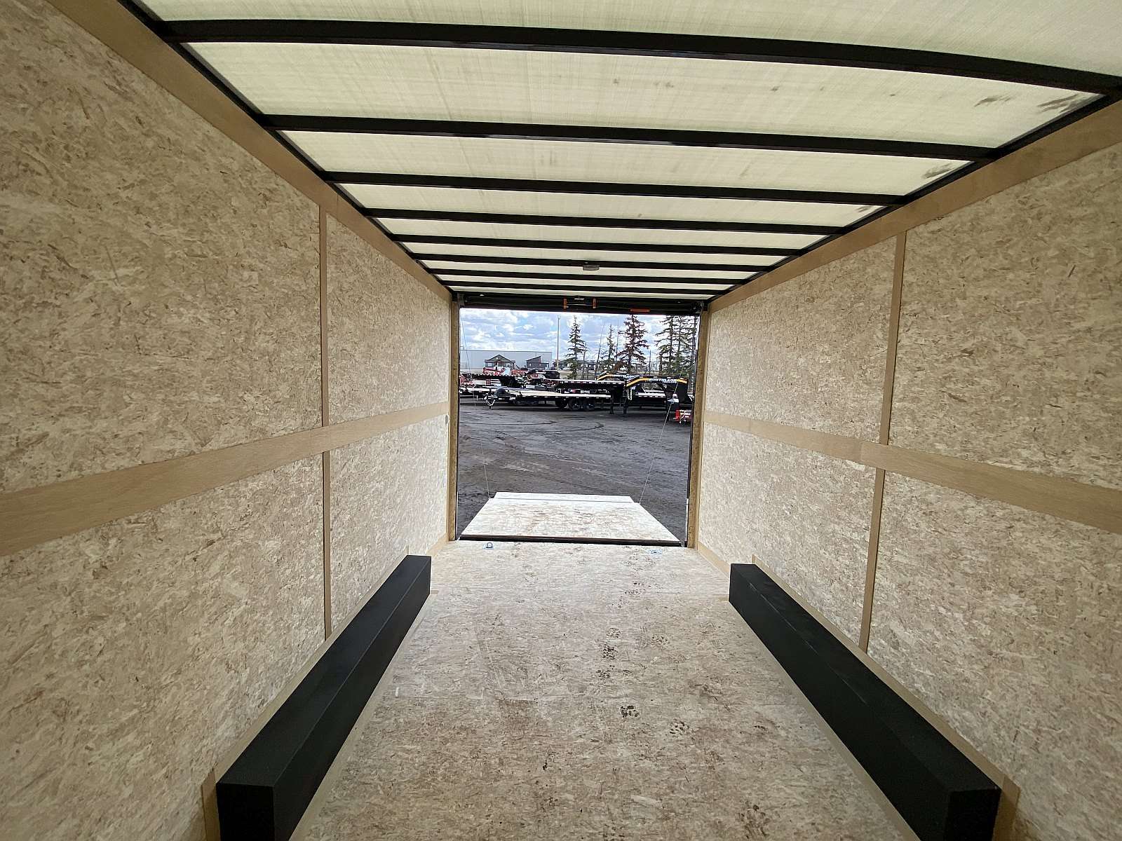 2025 Cross 8.5' x 20' Enclosed Slant Nose Trailer