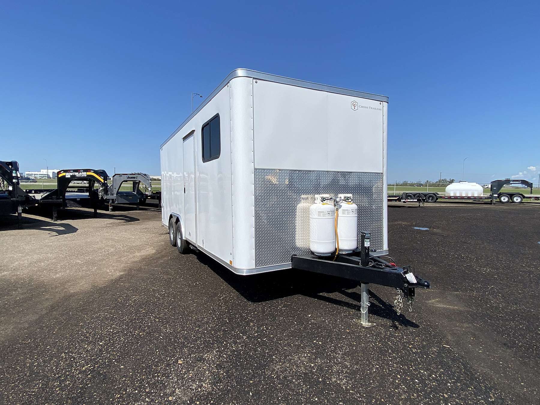 2025 Cross 8.5'x20' Enclosed Cargo Trailer