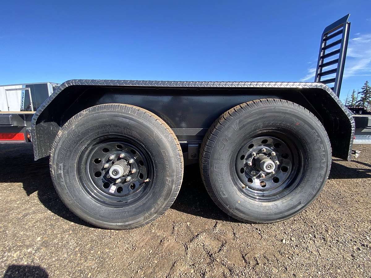 2025 Diamond C Baseline 20' Heavy Duty Equipment Trailer