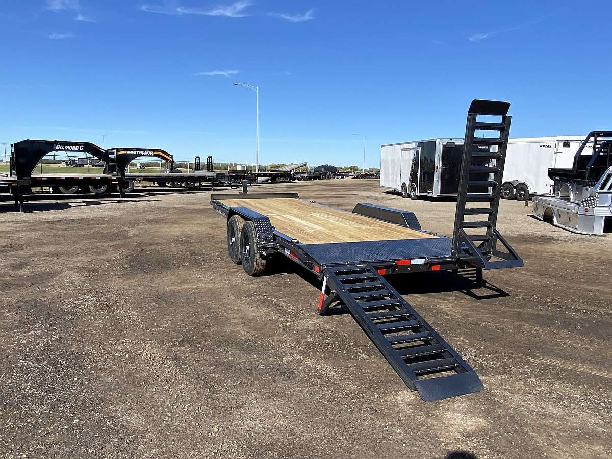 2025 Diamond C Baseline 20' Heavy Duty Equipment Trailer