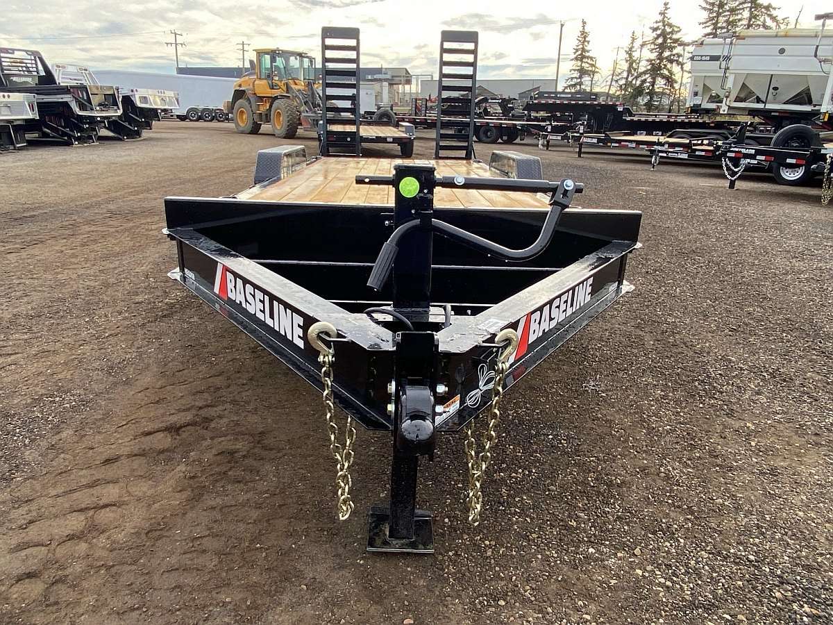 2025 Diamond C Baseline 20' Heavy Duty Equipment Trailer