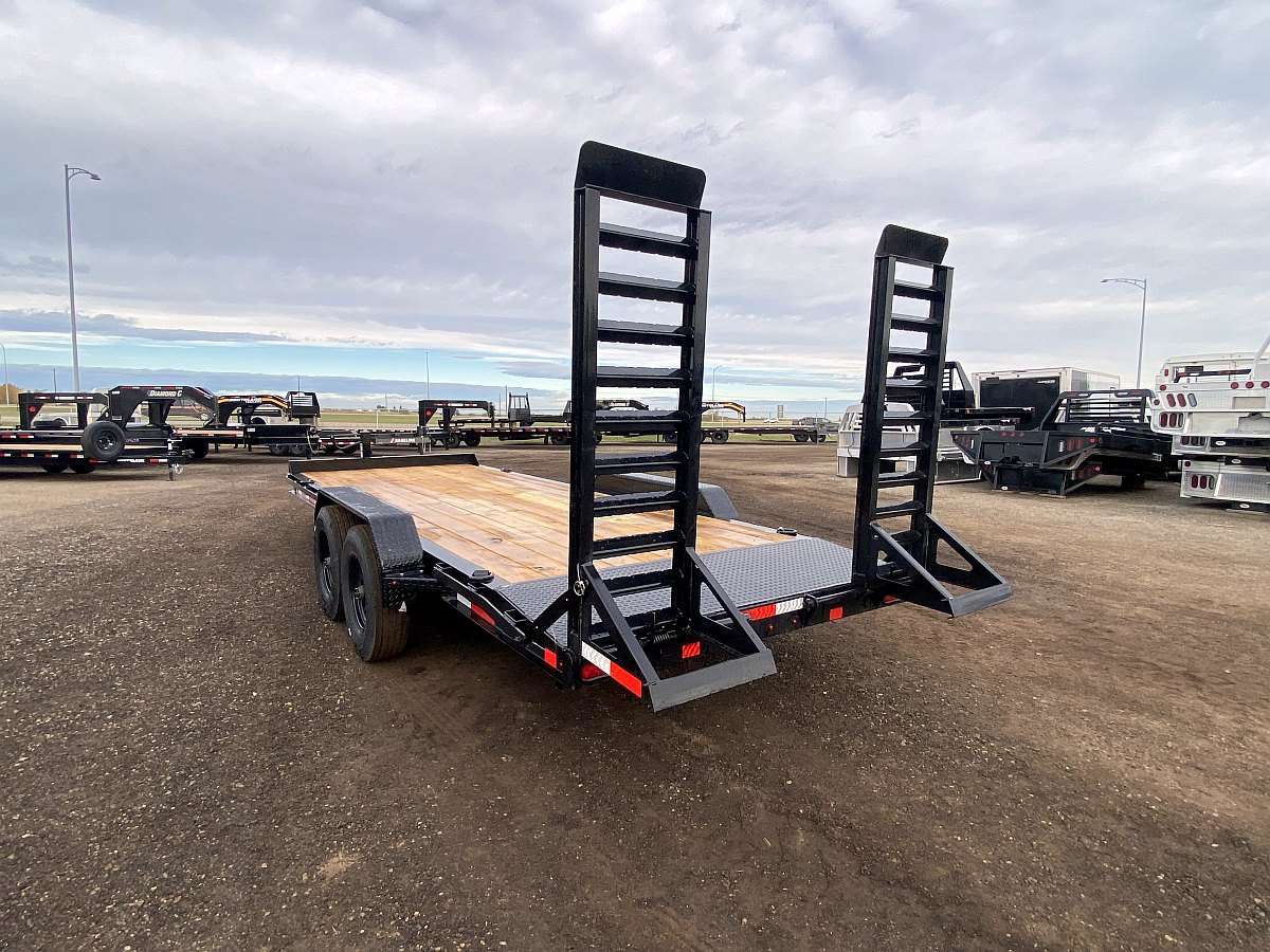 2025 Diamond C Baseline 20' Heavy Duty Equipment Trailer