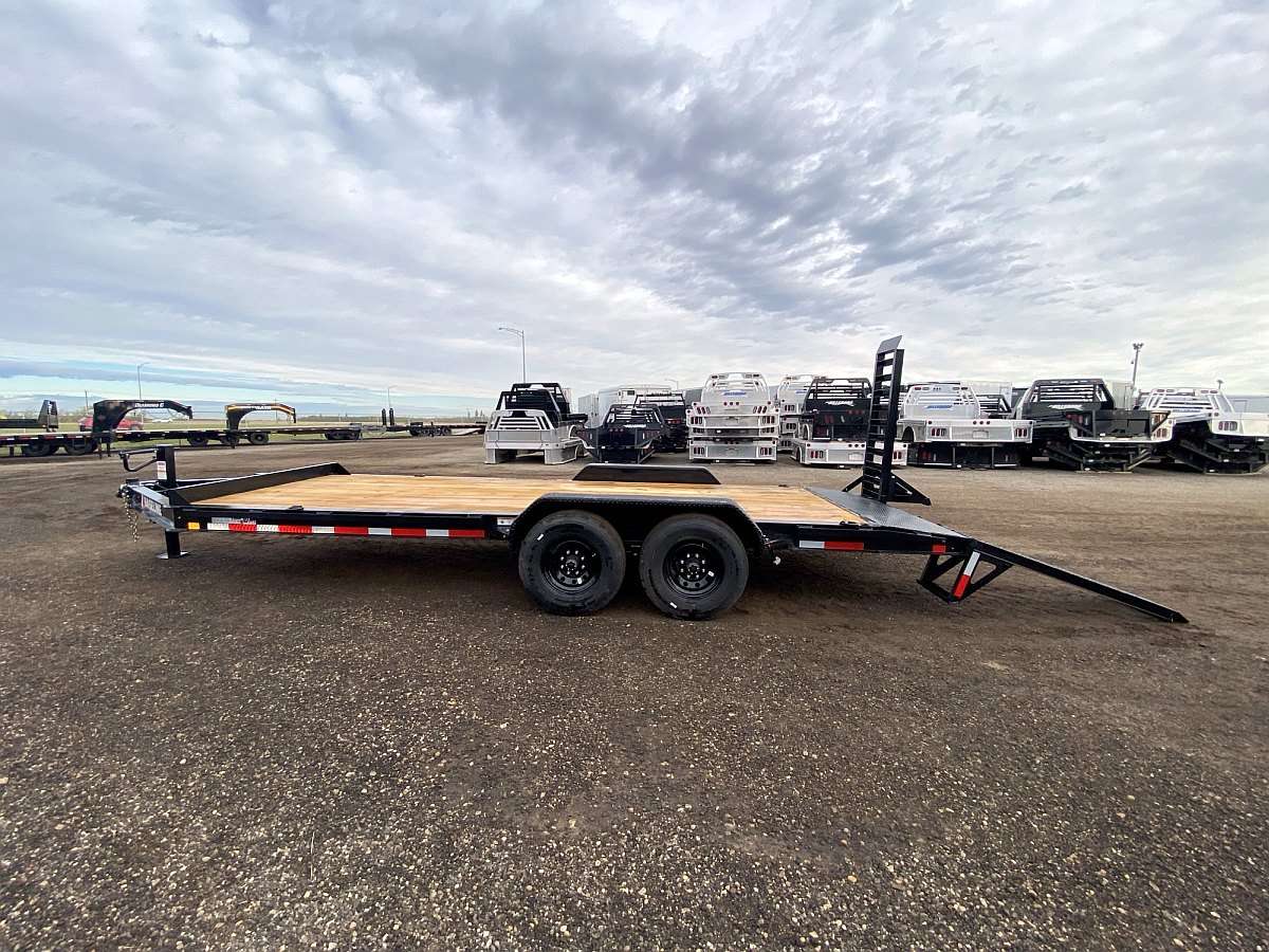 2025 Diamond C Baseline 20' Heavy Duty Equipment Trailer