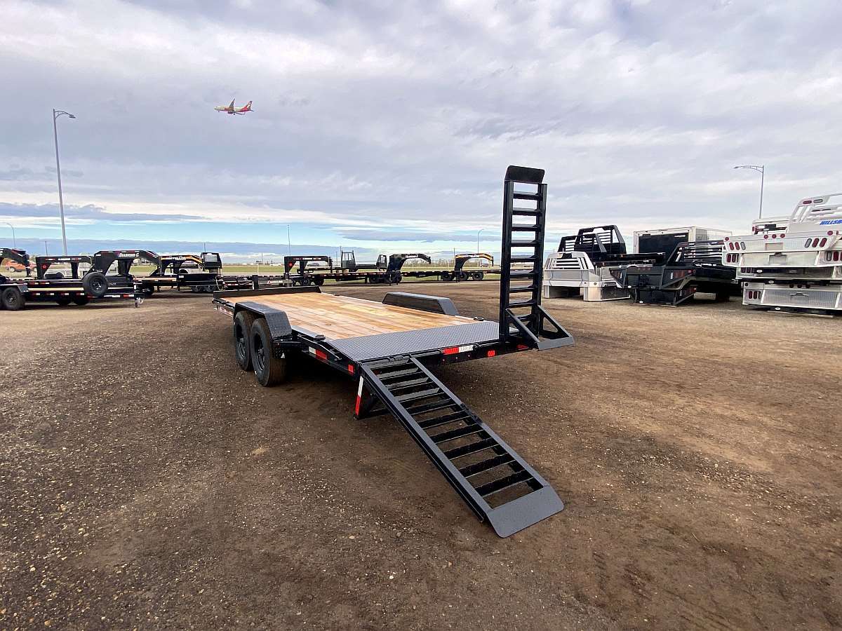 2025 Diamond C Baseline 20' Heavy Duty Equipment Trailer