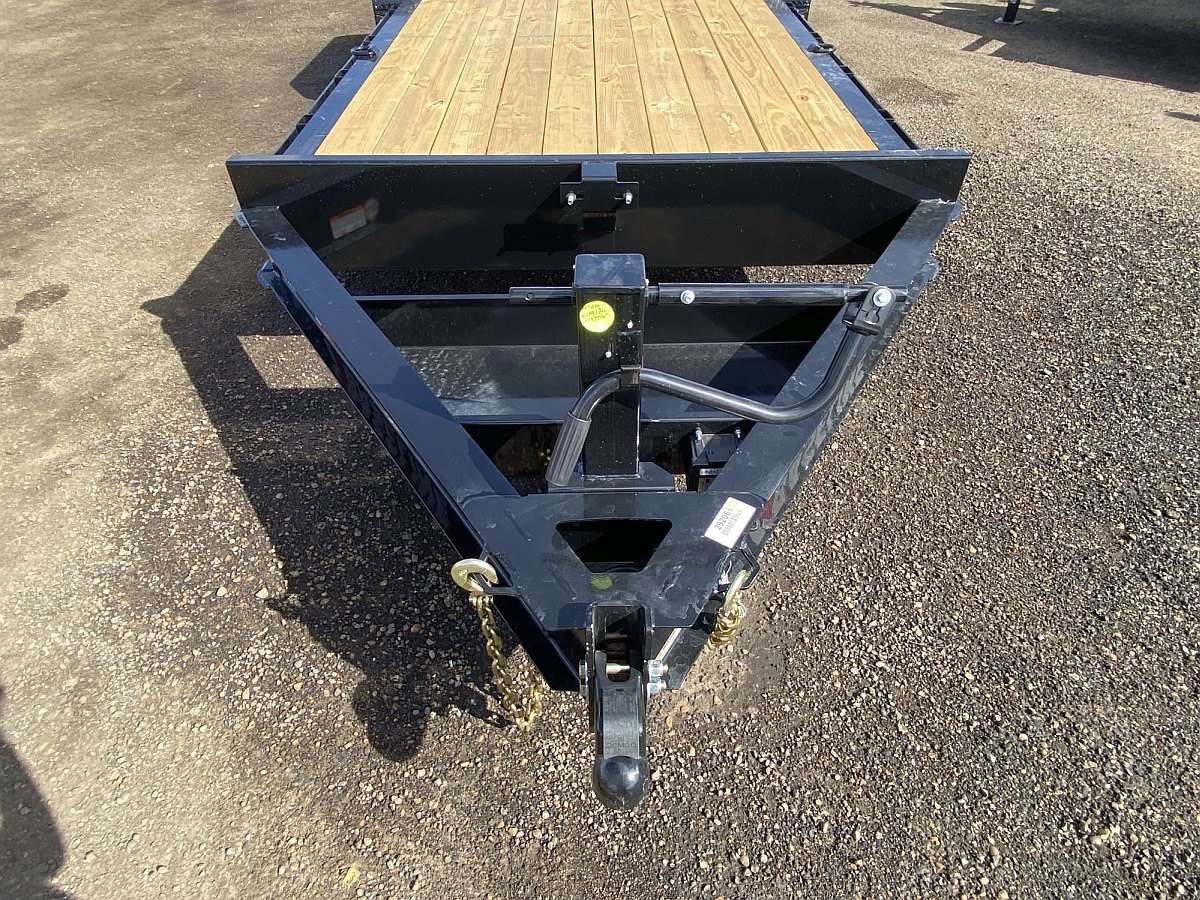 2025 Diamond C Baseline 20' Heavy Duty Equipment Trailer