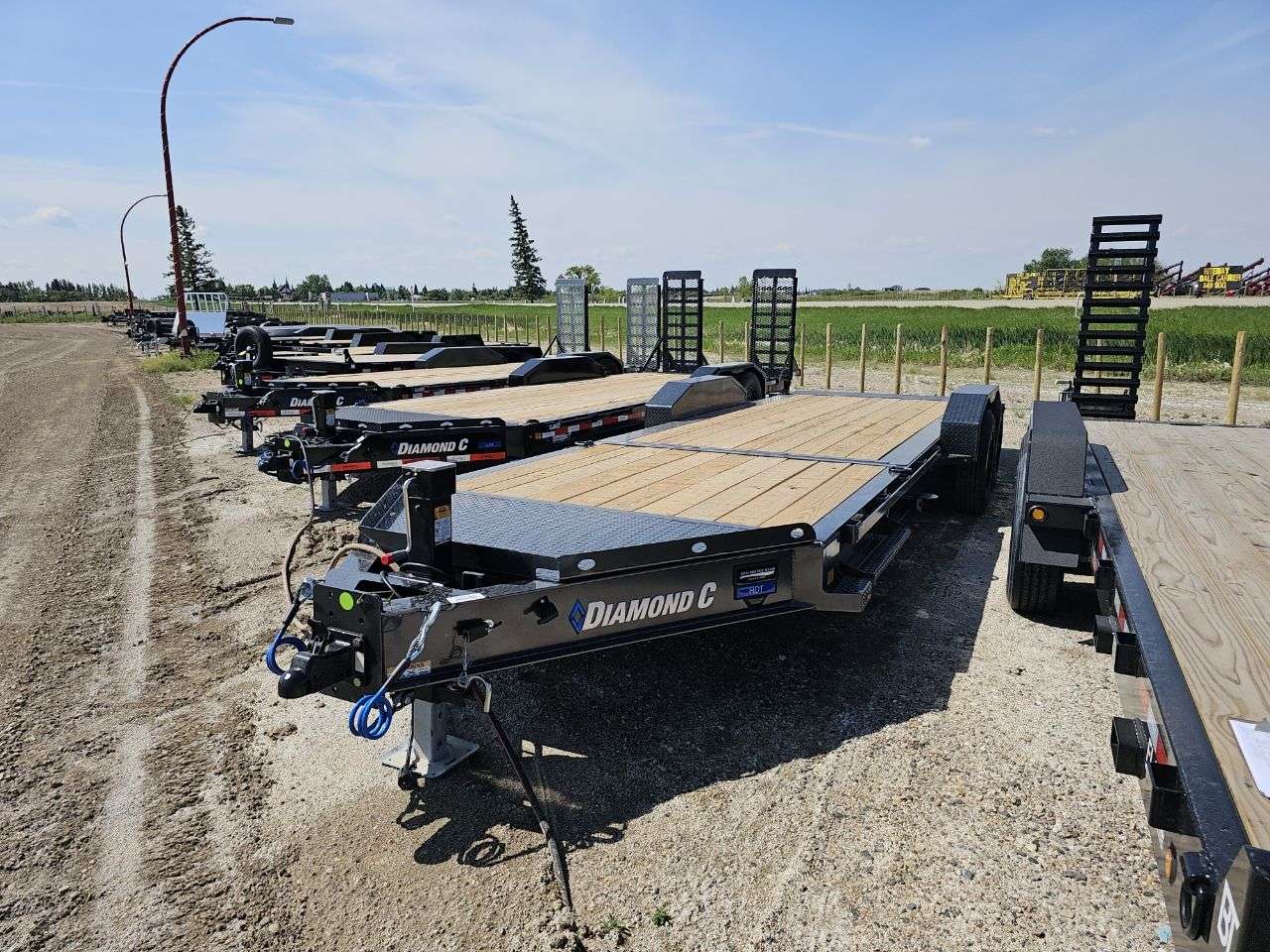 2025 Diamond C HDT 8'6" x 22' Partial Tilt