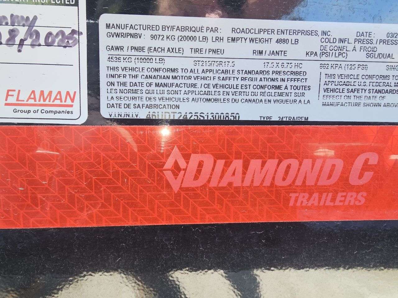 2025 Diamond C HDT 8'6" x 24' Partial Tilt