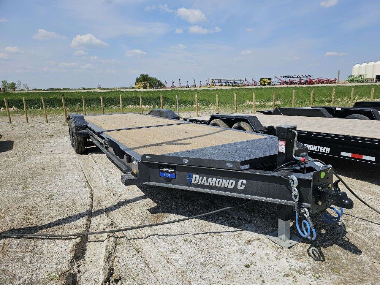 2025 Diamond C HDT 8'6" x 24' Partial Tilt