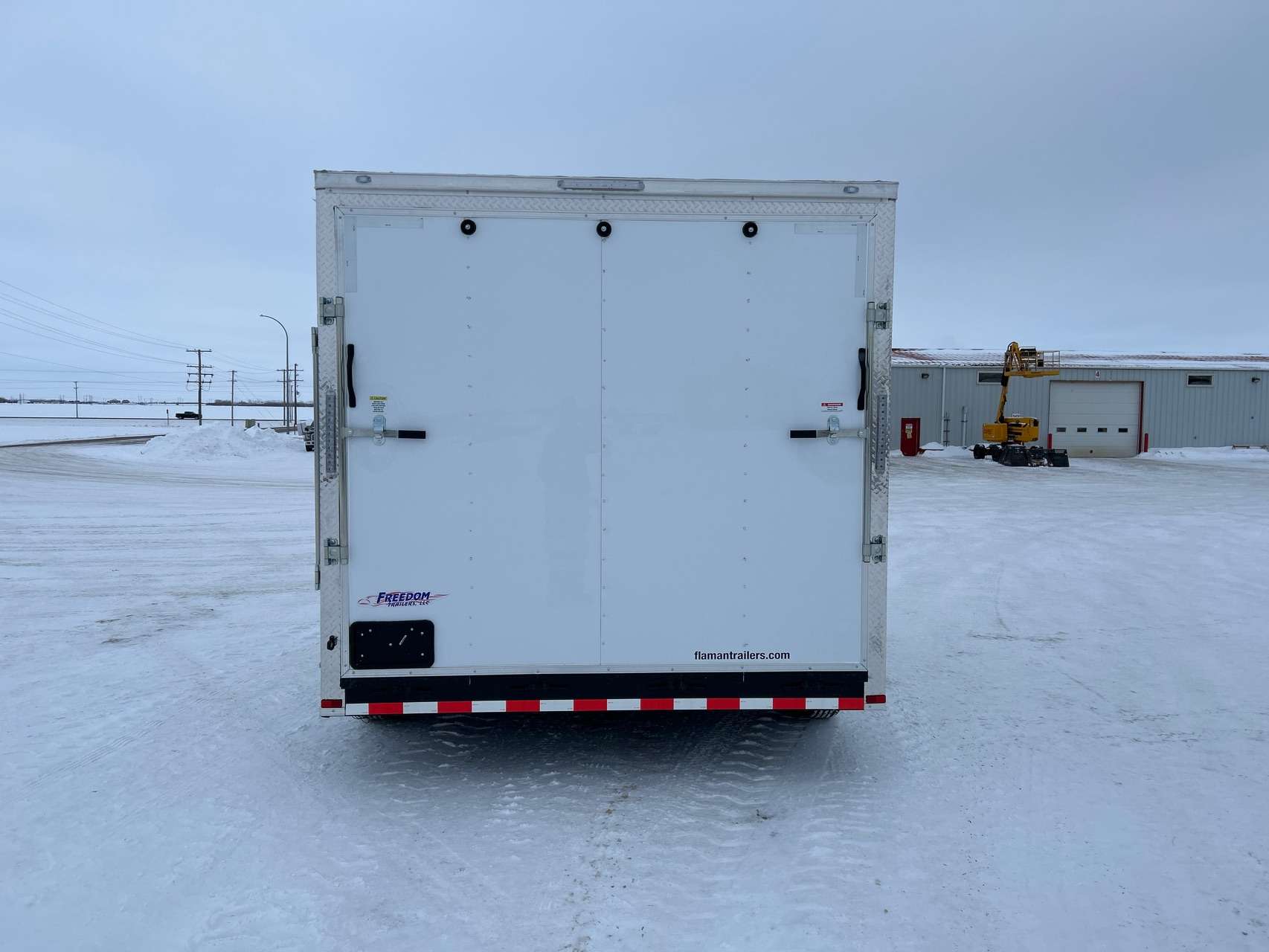 2025 Freedom 8'6" x 12' + V-Nose Enclosed