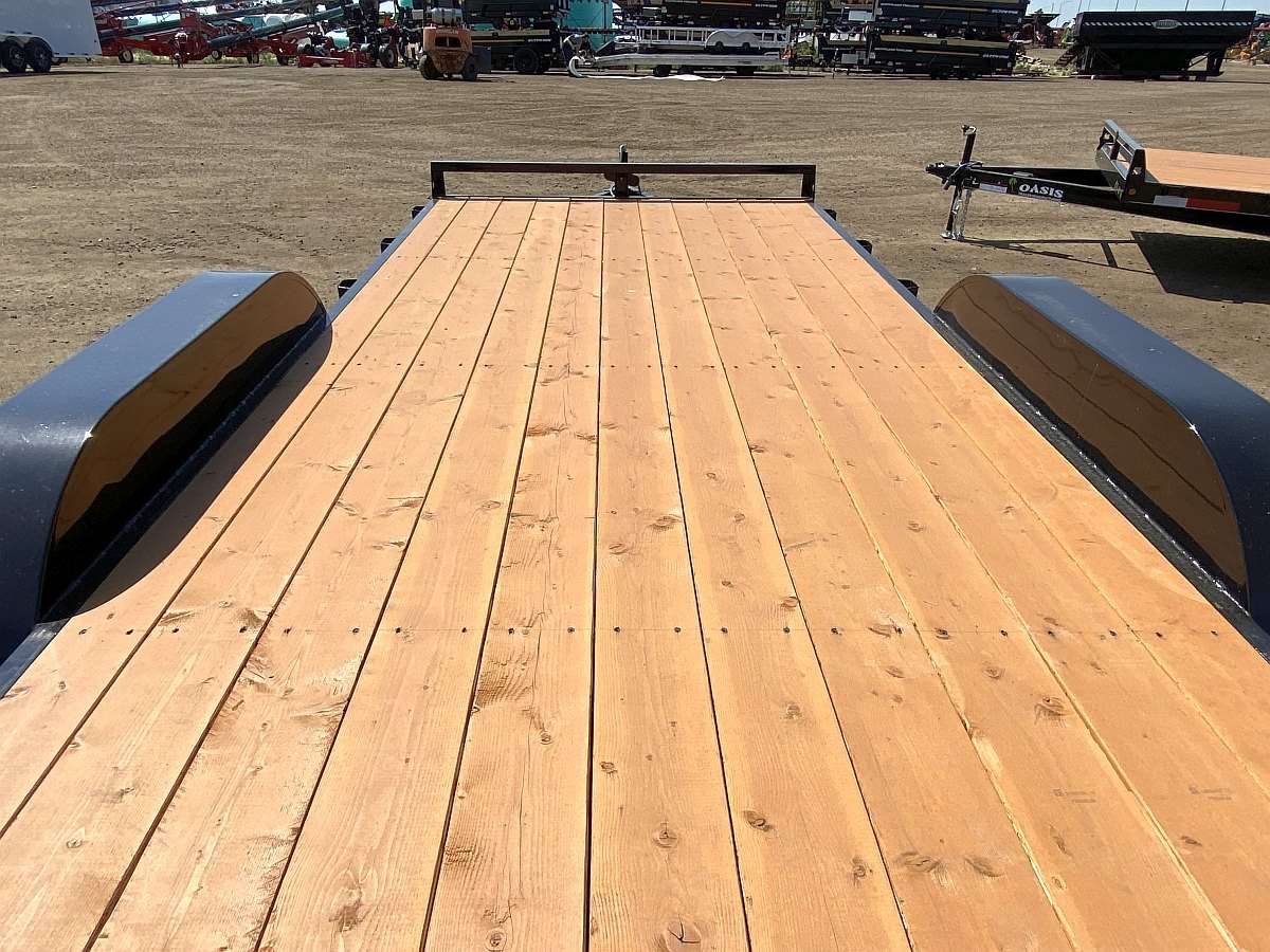 2025 Oasis 16' Super Economy Car Hauler