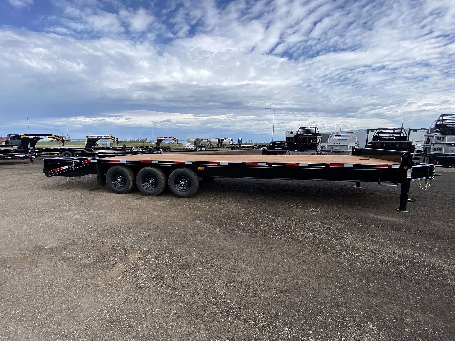 2025 Oasis 24' + 5' Highboy Trailer