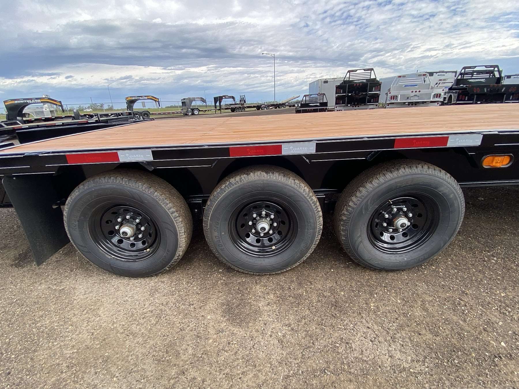 2025 Oasis 24' + 5' Highboy Trailer