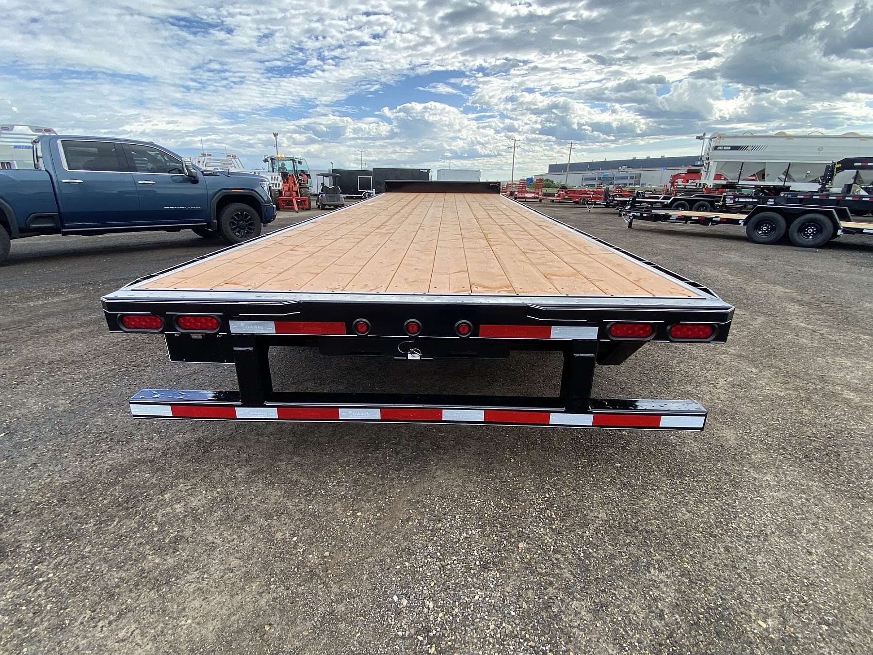 2025 Oasis 26' Highboy Trailer