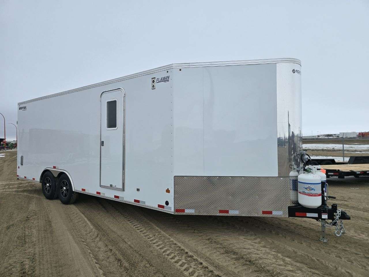 2025 Royal XR 8'6" x 22' + V-Nose Toy Hauler