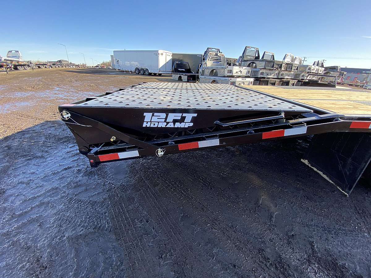2025 Southland 24' Pintle Hitch Trailer
