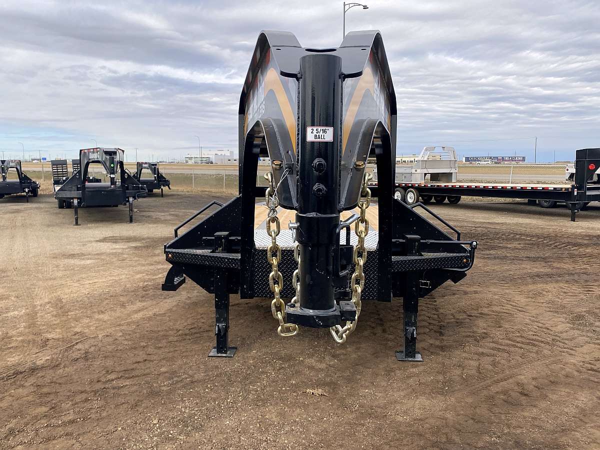 2025 Southland 26'+6' Gooseneck Trailer