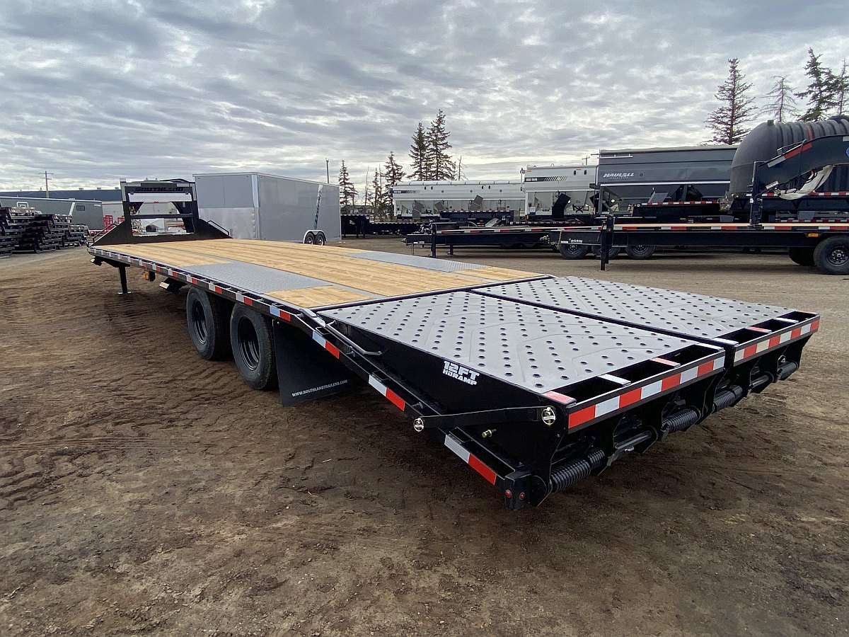 2025 Southland 26'+6' Gooseneck Trailer