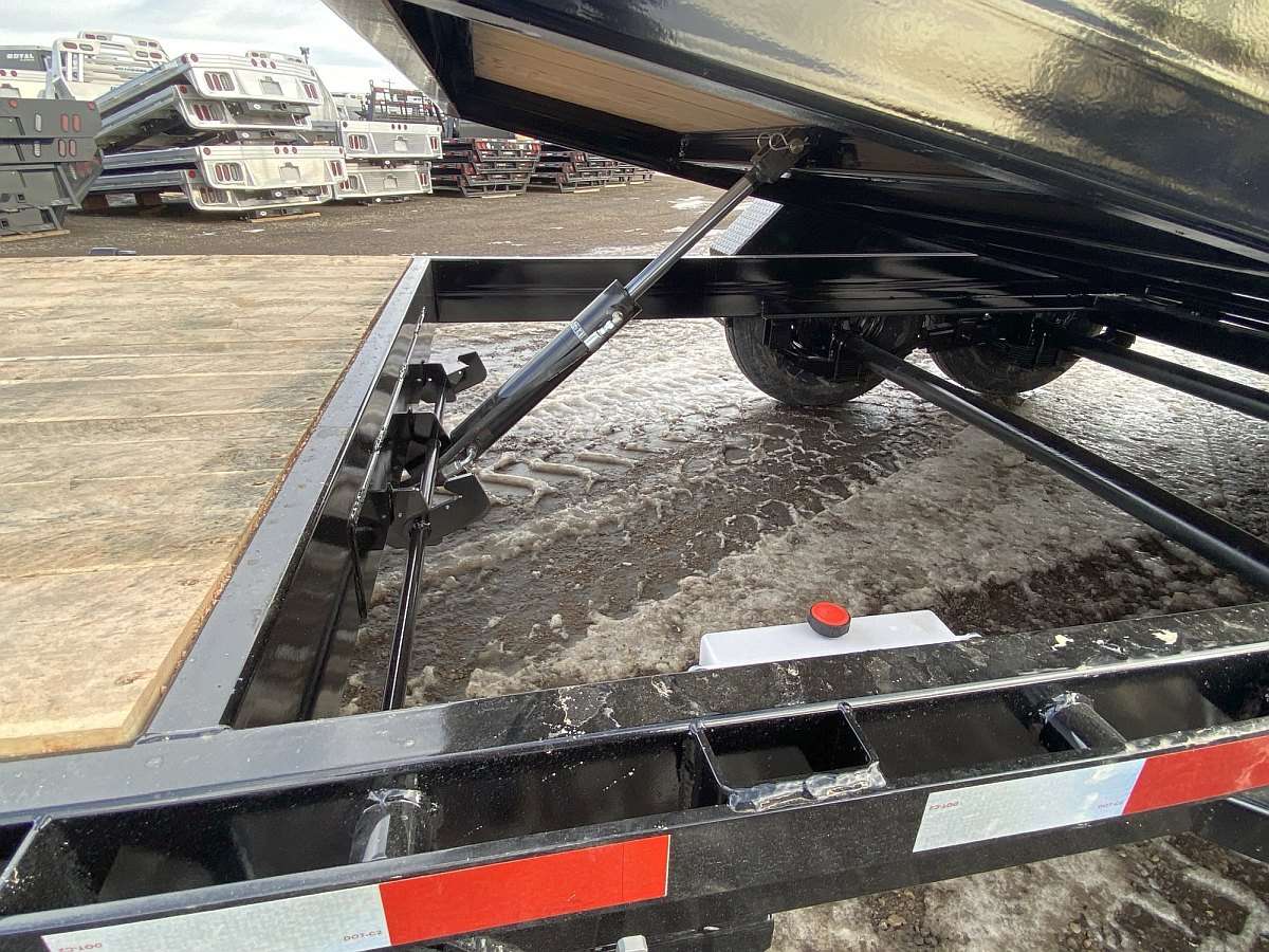 2025 Southland LBAT8- 20' Tilt Deck Trailer