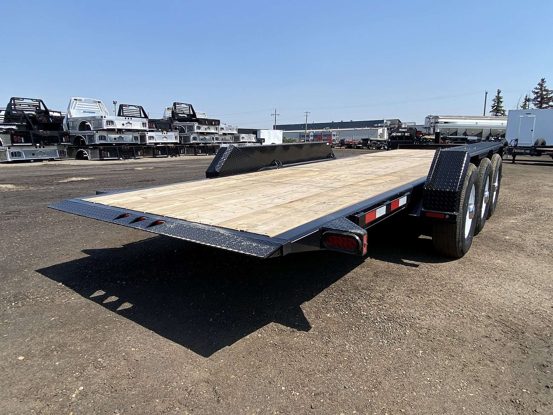 2025 Trailtech 24' Tilt Deck Trailer