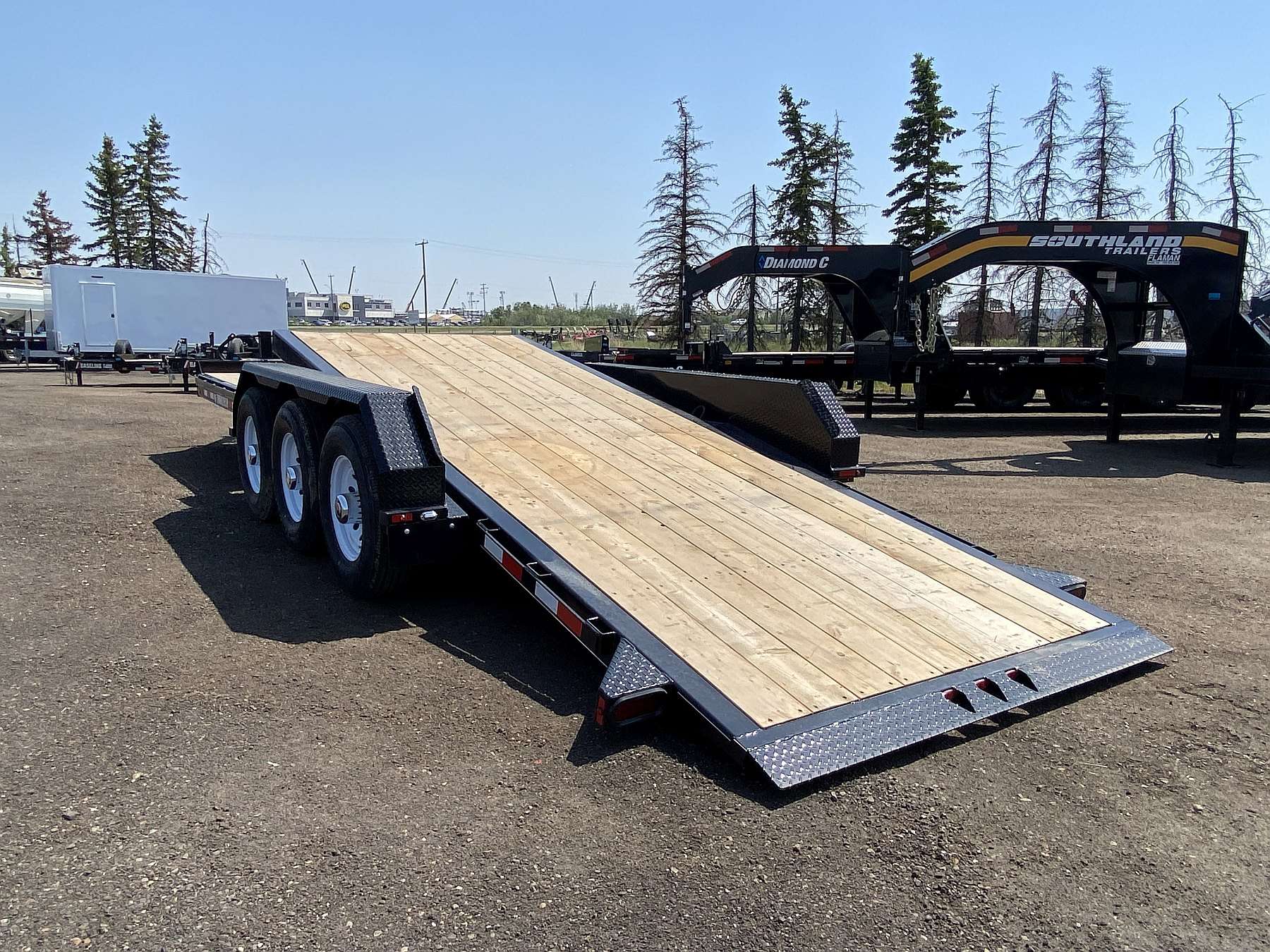 2025 Trailtech 24' Tilt Deck Trailer