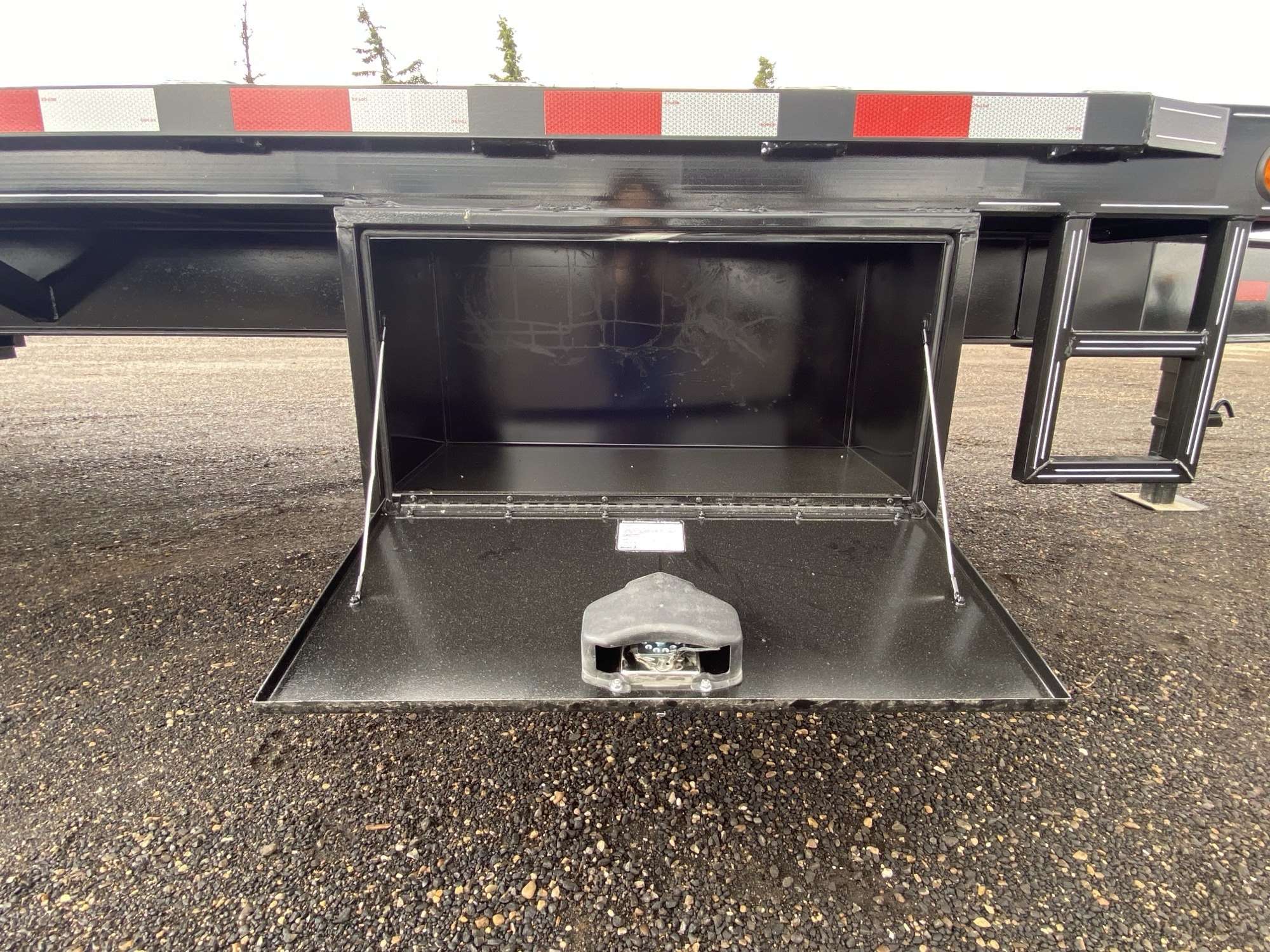 2025 Trailtech 25' Industrial Series Flat Deck Trailer