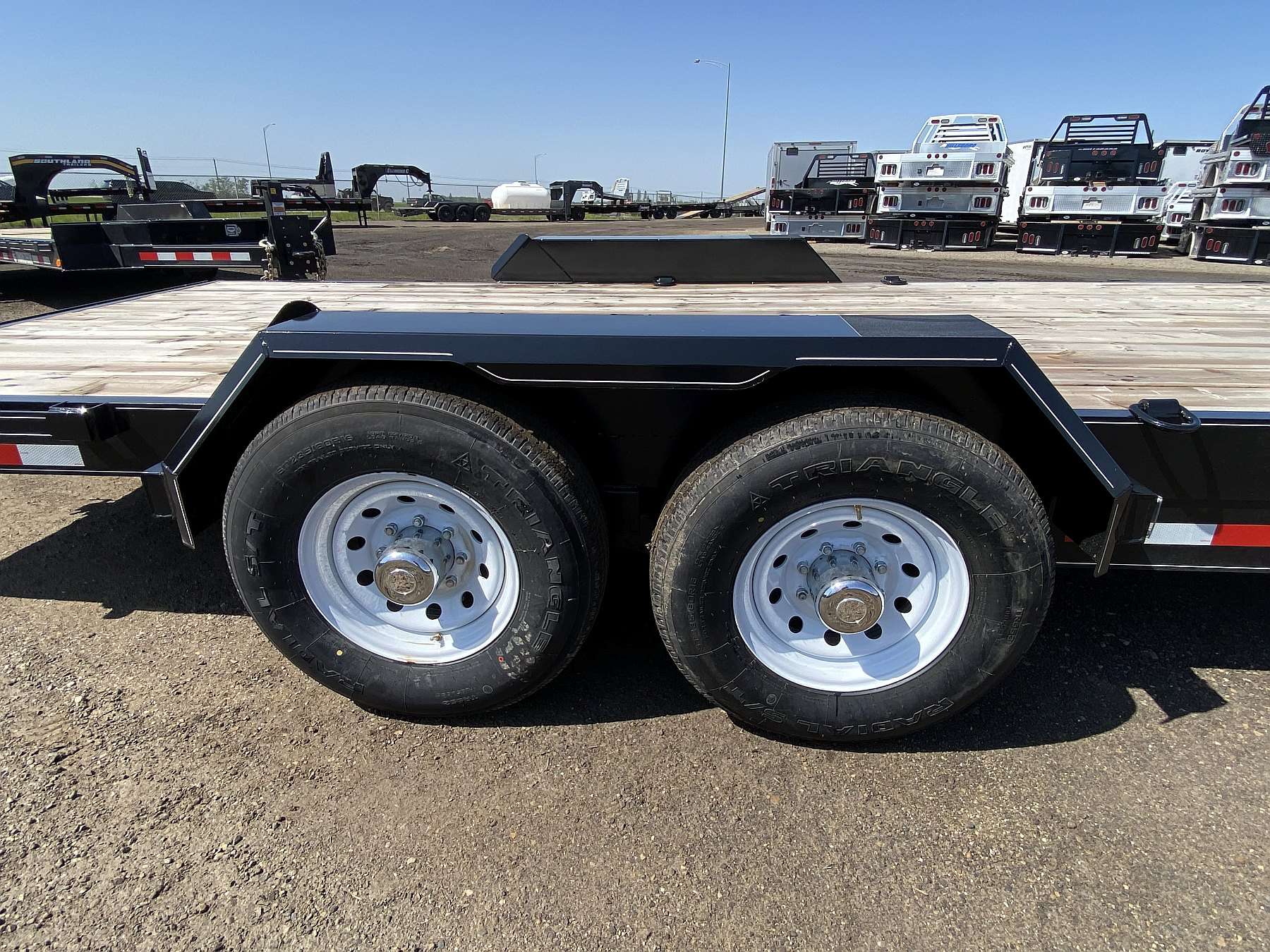 2025 Trailtech CELR270 Flatdeck Trailer - 18'