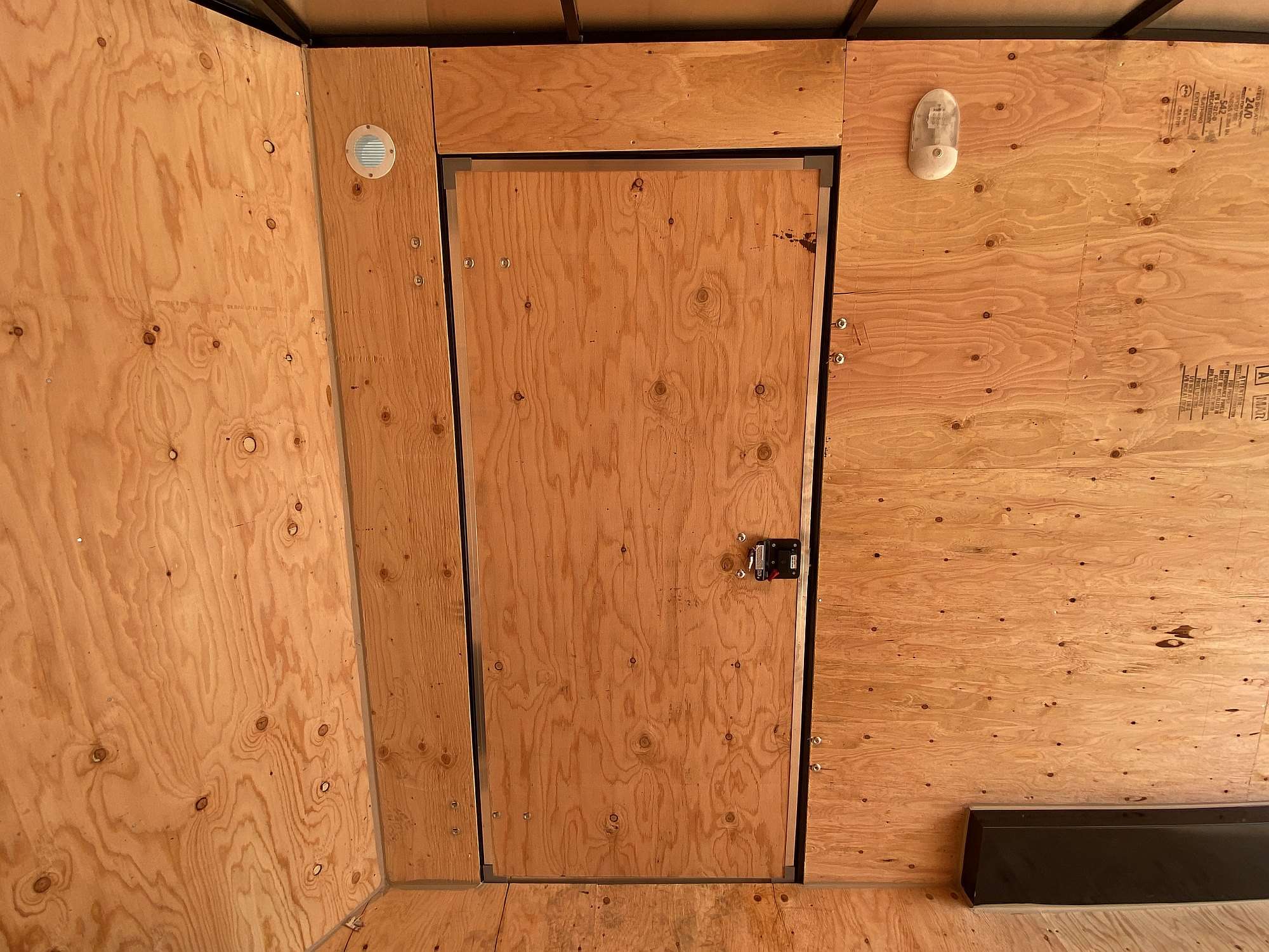 2026 Royal 7.5'x16' Enclosed Cargo Trailer