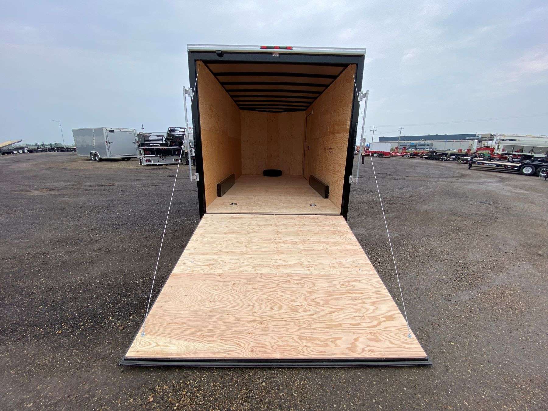 2026 Royal 7.5'x18' Enclosed Cargo Trailer
