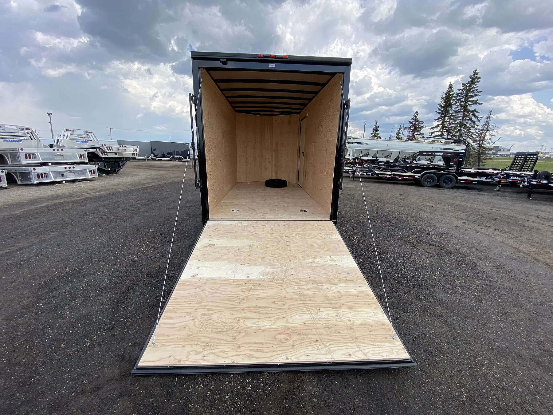 2026 Royal 7'x16' Enclosed Cargo w/ Blackout Package