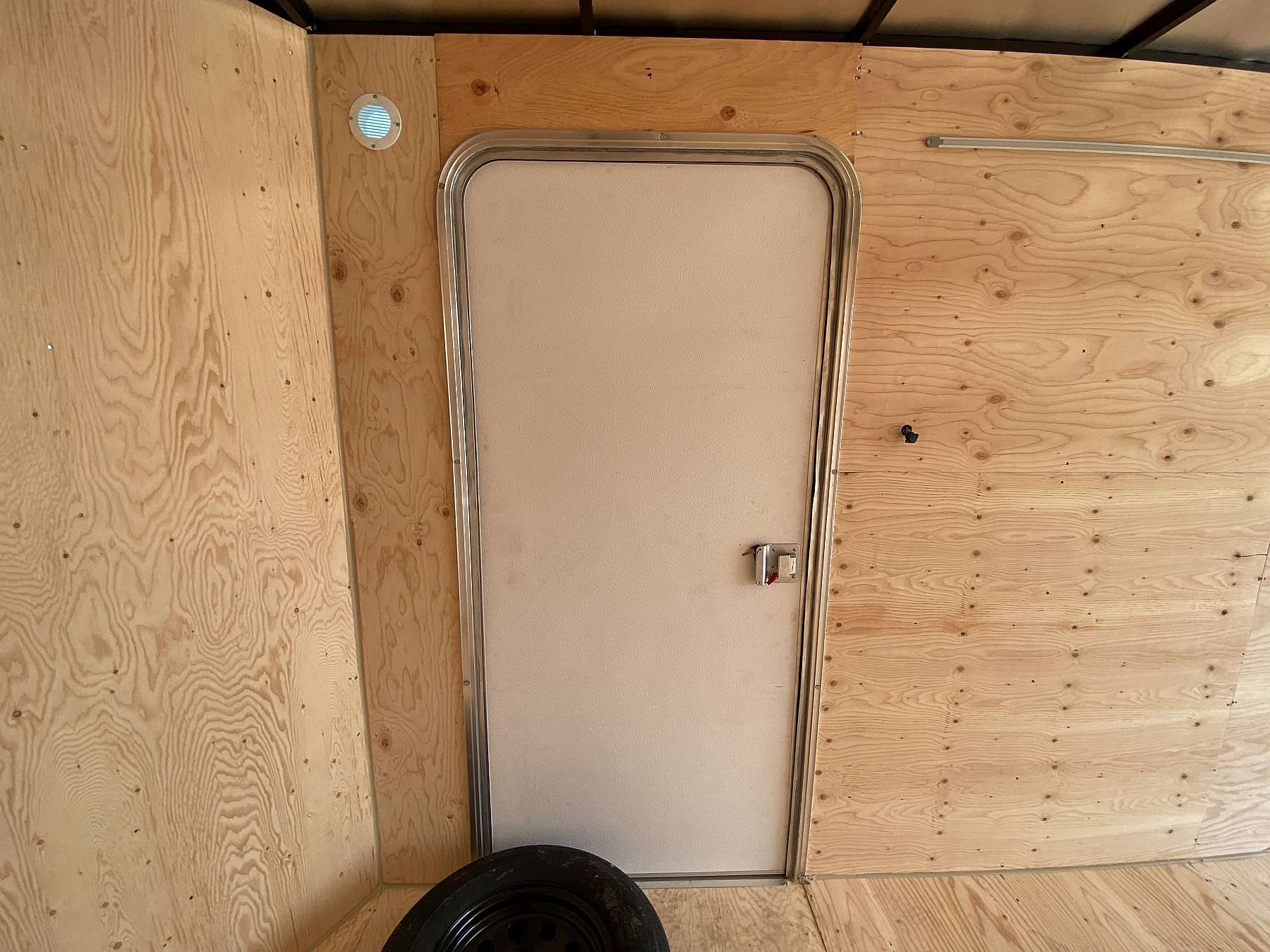 2026 Royal 7'x18' Custom Color Enclosed Cargo Trailer