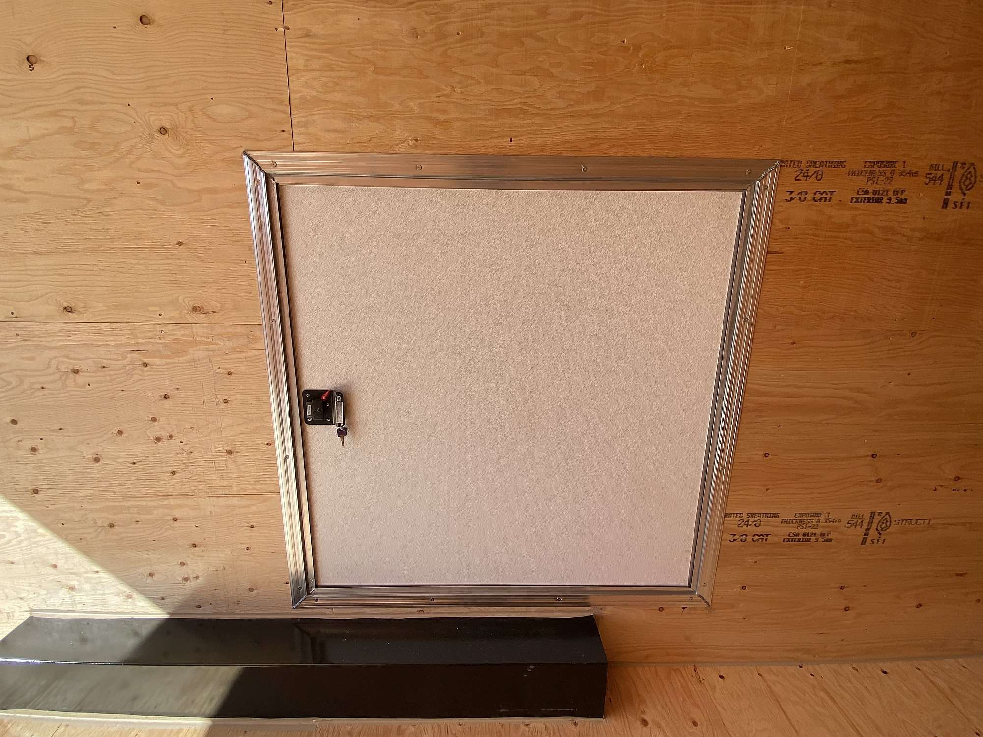 2026 Royal 8'x22' Enclosed Cargo Trailer w/ Escape Door